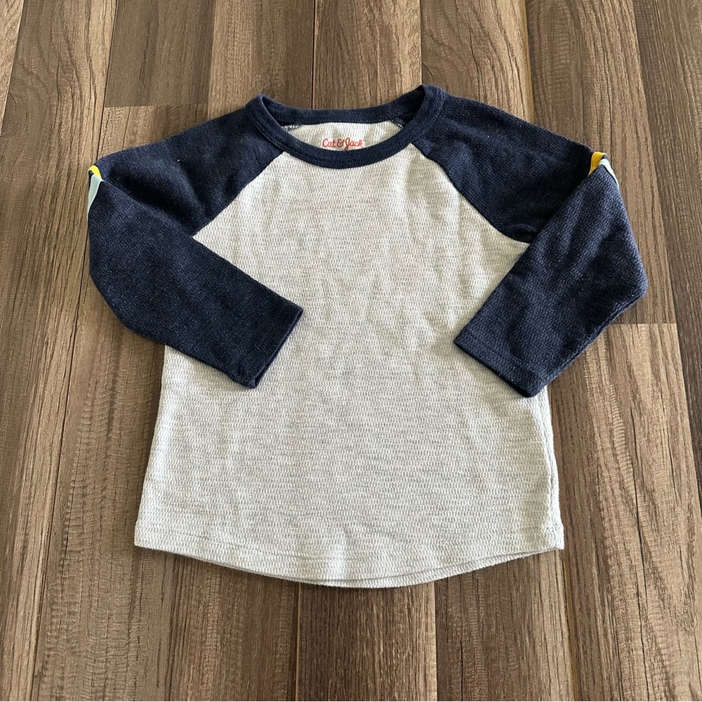 ♥️2/$14♥️ Cat & Jack Long Sleeve Waffle Baseball Tee